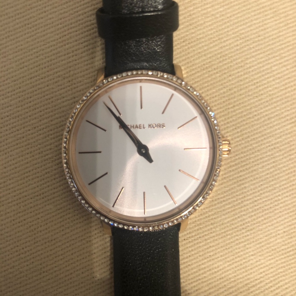 Michael kors black and rose gold watch